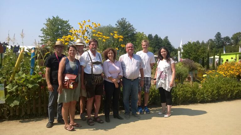 Zwei Landtagsabgeordnete auf der Gartenschau