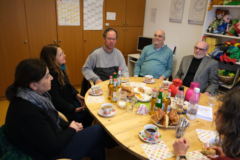 Mit Ekin Deligöz MdB in der Kita „Kunterbunt“ und im Café Arbeit